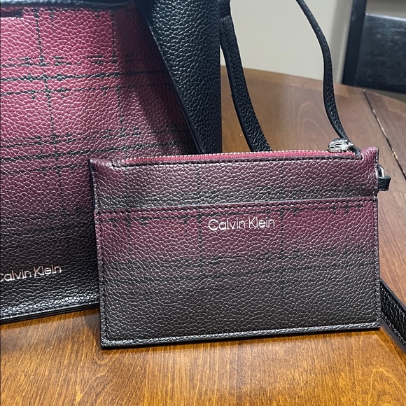 Calvin Klein Black and Burgundy Plaid Leather Estelle Crossbody and Wallet - Picture 2 of 3